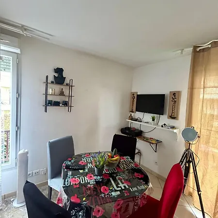 Ferienwohnung Heyzie Pontault-Combault Exterior foto